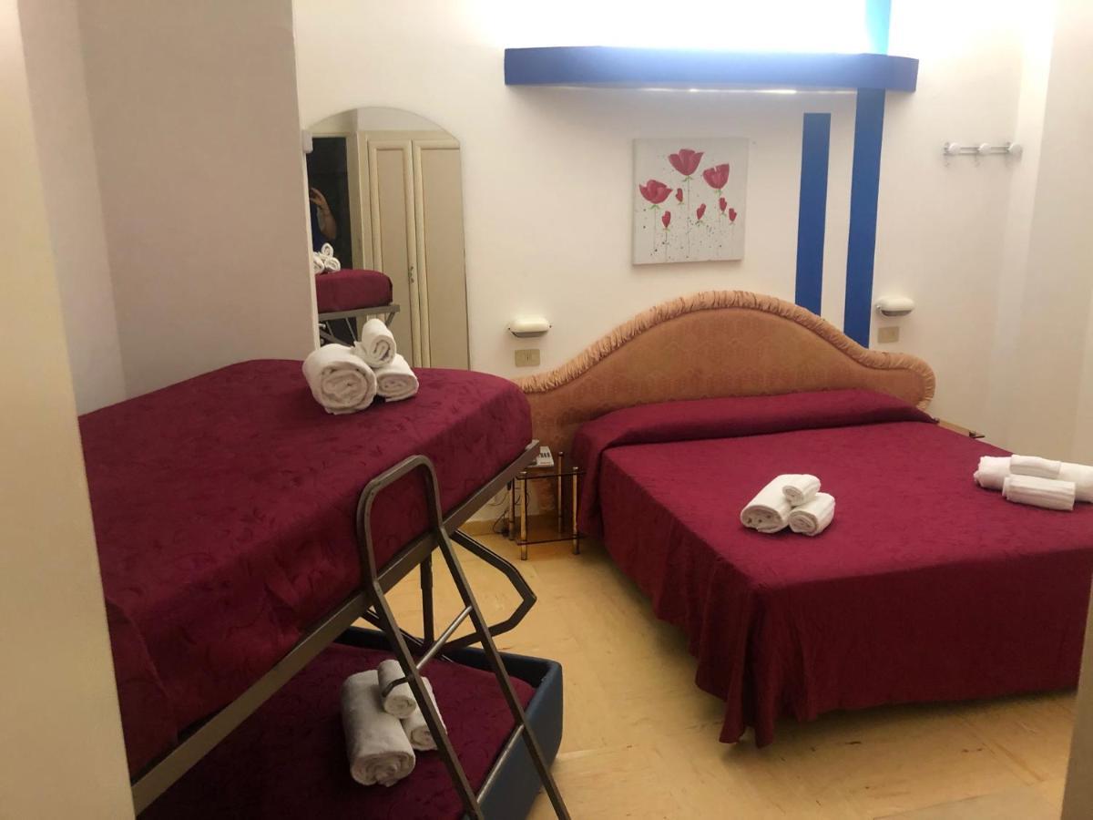 Hotel Baia Marina Cattolica Esterno foto